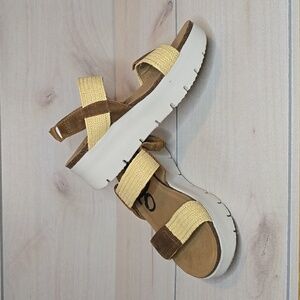 OTBT Nova Sandals